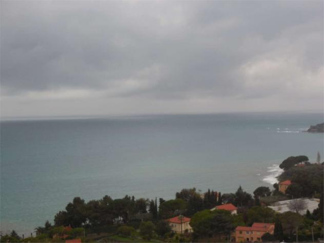casa indipendente in vendita a Ventimiglia in zona Latte