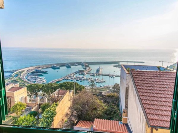 appartamento in vendita a Ventimiglia