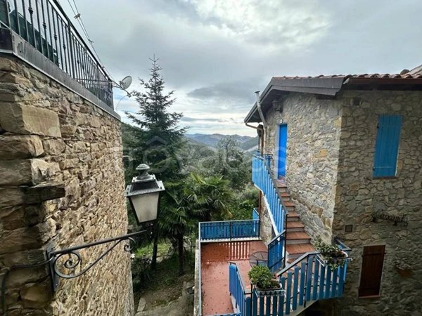 appartamento in vendita a Ventimiglia in zona Villatella