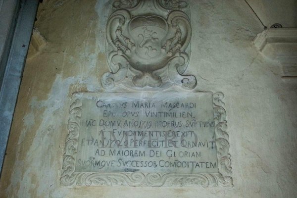 casa indipendente in vendita a Ventimiglia in zona Latte