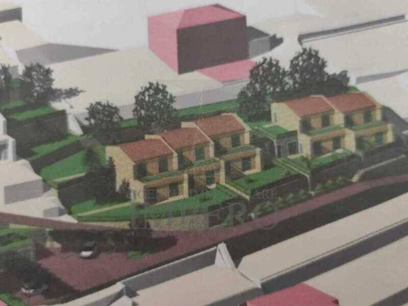 terreno edificabile in vendita a Ventimiglia in zona Latte
