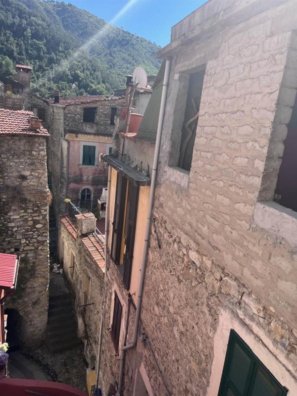 appartamento in vendita a Ventimiglia in zona Torri