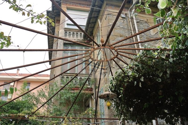 casa indipendente in vendita a Ventimiglia