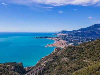 casa indipendente in vendita a Ventimiglia