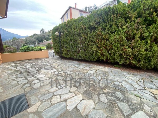 casa indipendente in vendita a Ventimiglia