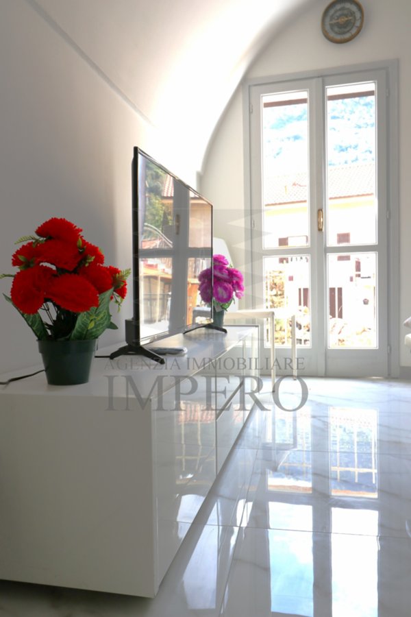 casa indipendente in vendita a Ventimiglia in zona Calvo