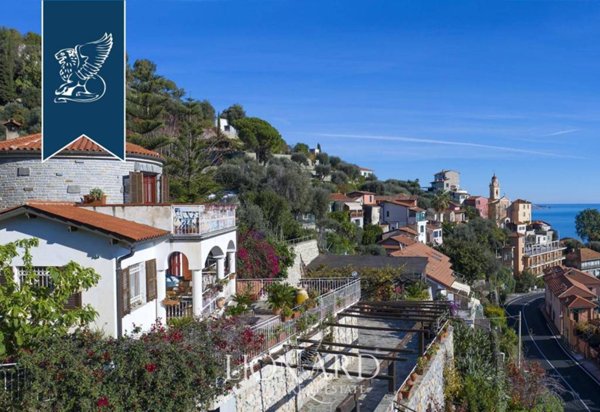 casa indipendente in vendita a Ventimiglia