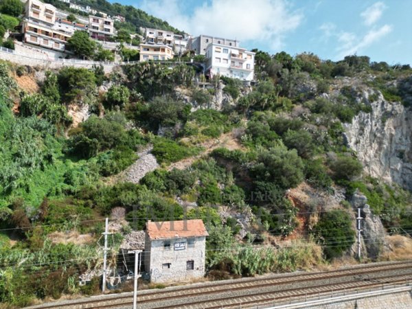 appartamento in vendita a Ventimiglia