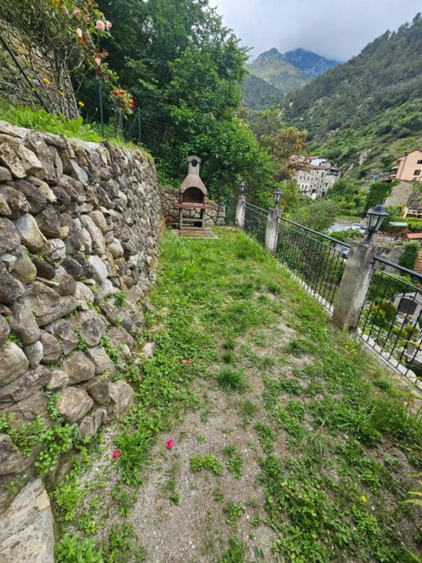 appartamento in vendita a Ventimiglia in zona Torri