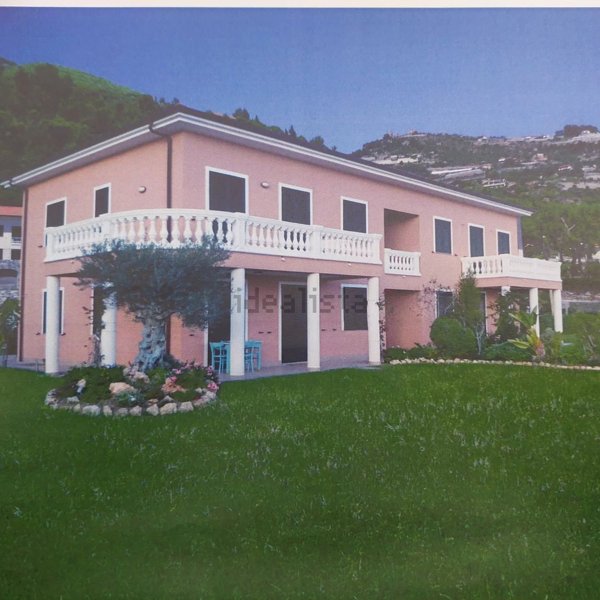 appartamento in vendita a Ventimiglia in zona Latte