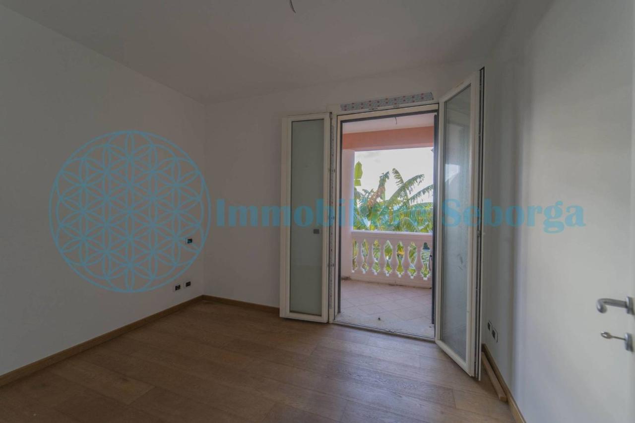 appartamento in vendita a Ventimiglia in zona Latte
