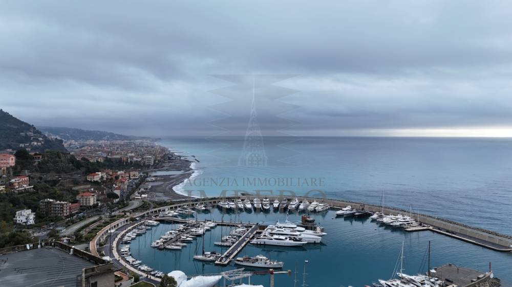 casa indipendente in vendita a Ventimiglia