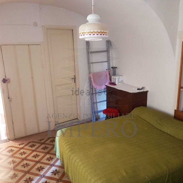 appartamento in vendita a Ventimiglia in zona Verrandi