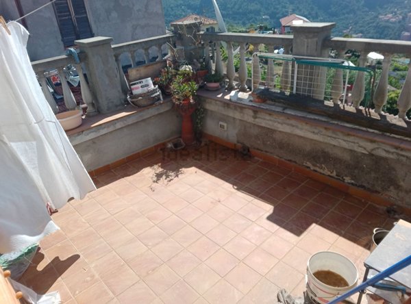 appartamento in vendita a Ventimiglia in zona Seglia / San Bernardo