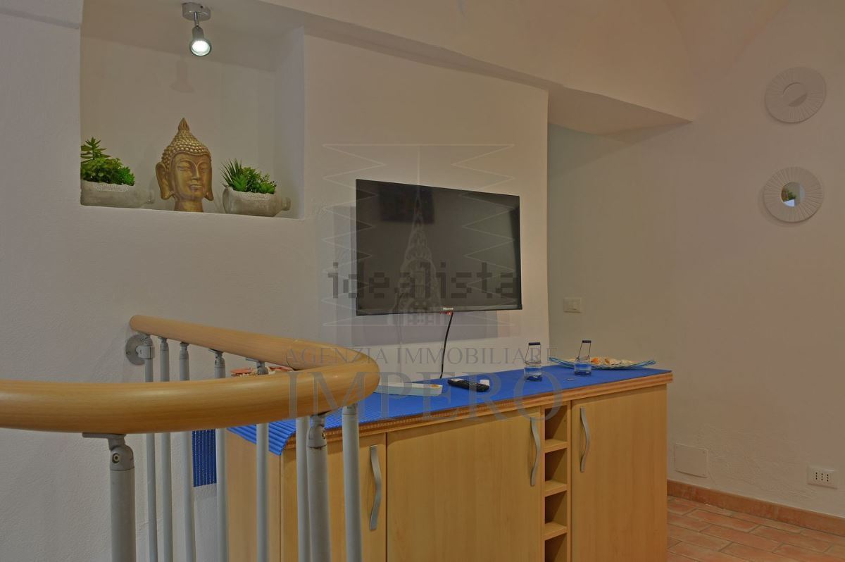 casa indipendente in vendita a Ventimiglia in zona Torri