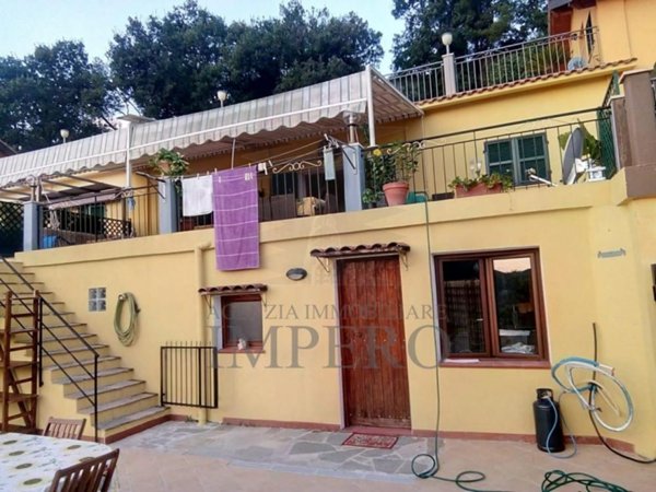 casa semindipendente in vendita a Ventimiglia