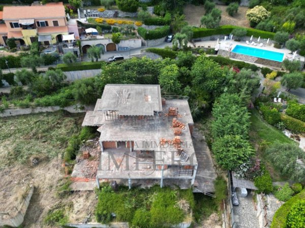 terreno edificabile in vendita a Ventimiglia