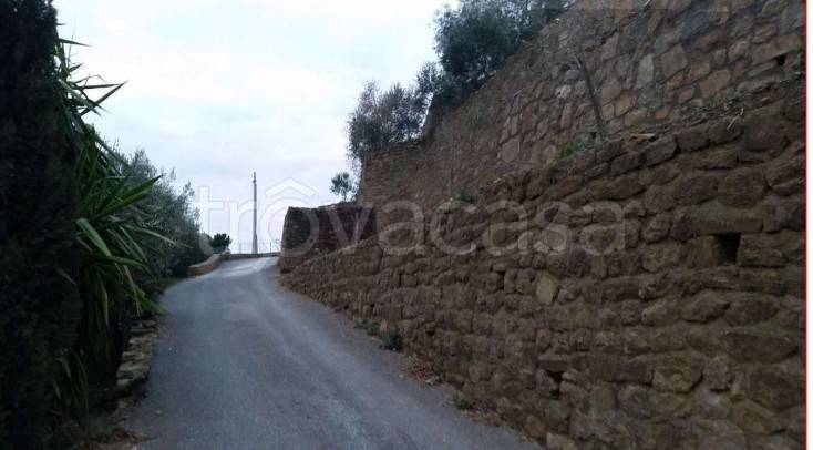 casa indipendente in vendita a Ventimiglia