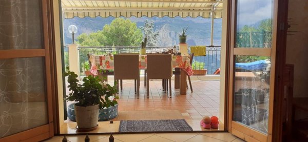 casa indipendente in vendita a Ventimiglia in zona Seglia / San Bernardo