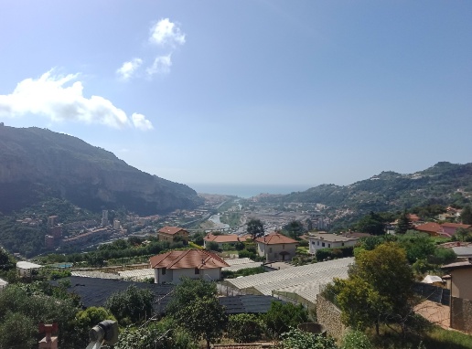 appartamento in vendita a Ventimiglia in zona Seglia / San Bernardo