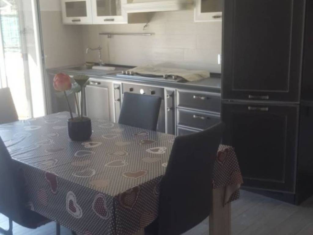 appartamento in vendita a Ventimiglia in zona Seglia / San Bernardo