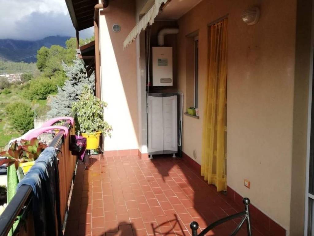 appartamento in vendita a Ventimiglia in zona Porra