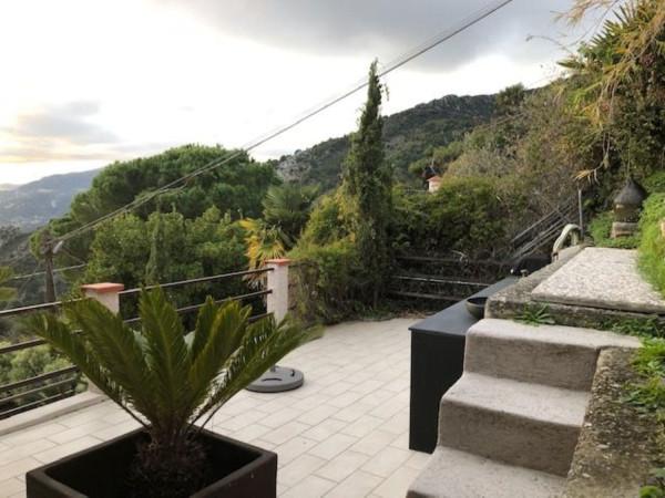 casa indipendente in vendita a Ventimiglia