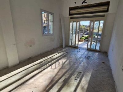 locale commerciale in vendita a Ventimiglia in zona Latte