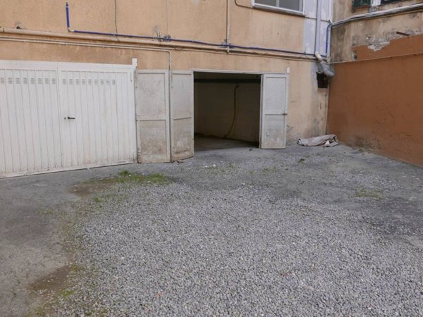 negozio in vendita a Ventimiglia