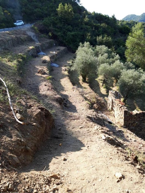 negozio in vendita a Ventimiglia in zona Verrandi