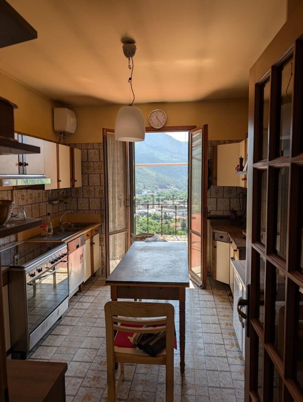 casa indipendente in vendita a Ventimiglia in zona Bevera