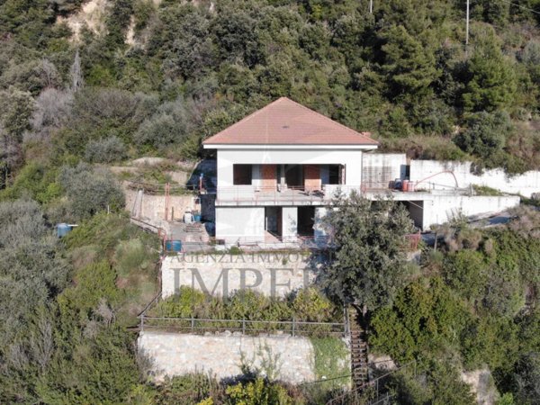 casa indipendente in vendita a Ventimiglia