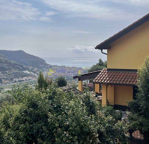 casa indipendente in vendita a Ventimiglia in zona Seglia / San Bernardo