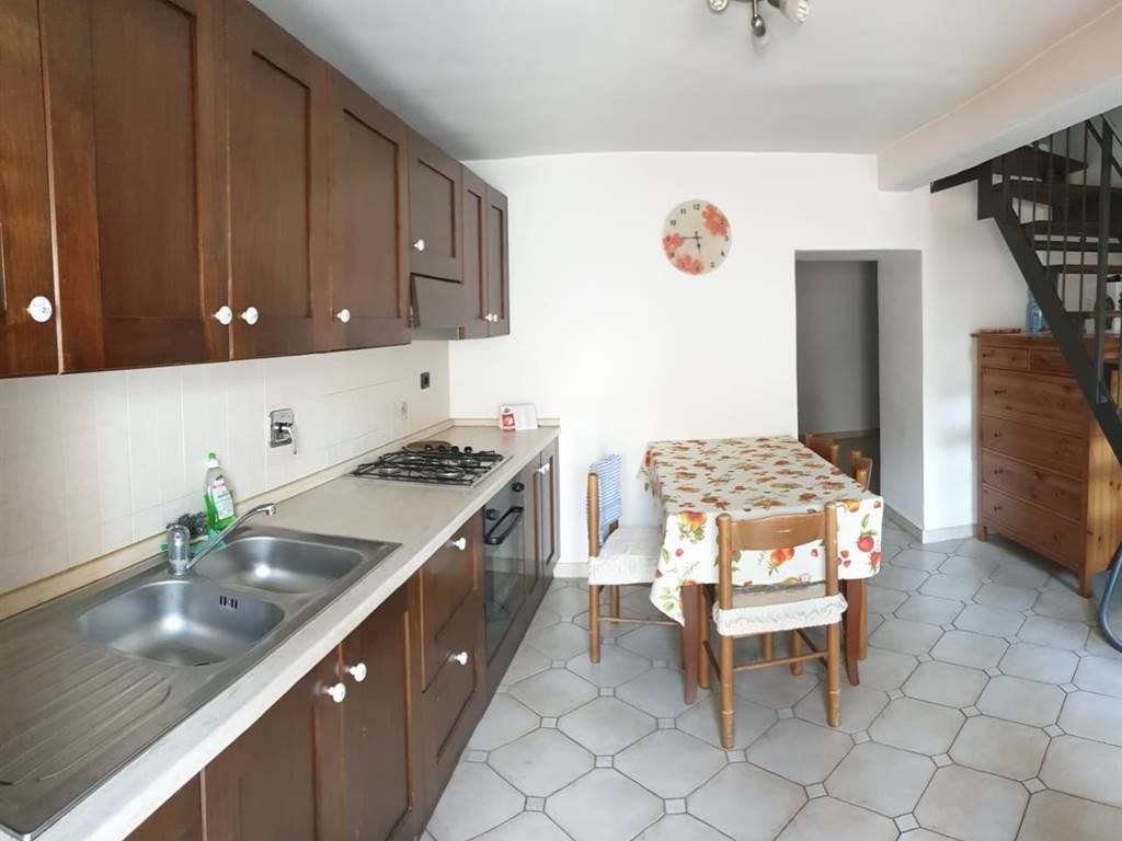 appartamento in vendita a Ventimiglia in zona Calvo