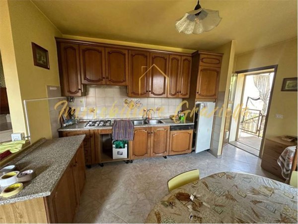 casa indipendente in vendita a Ventimiglia in zona Latte