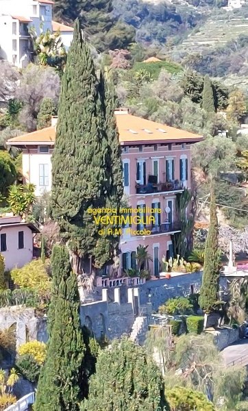 appartamento in vendita a Ventimiglia in zona Grimaldi