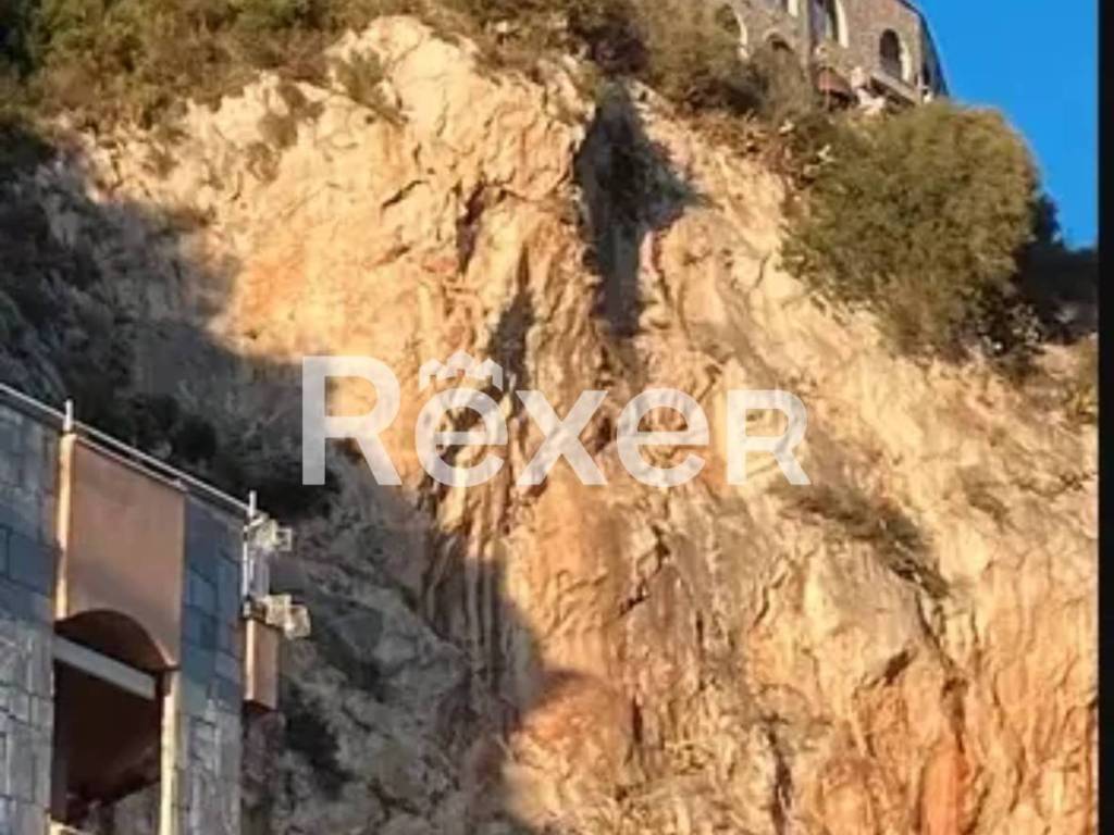 appartamento in vendita a Ventimiglia in zona Grimaldi