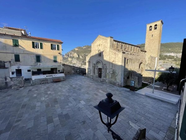 casa semindipendente in vendita a Ventimiglia