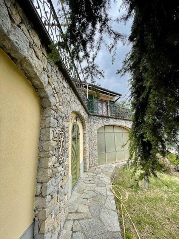 casa indipendente in vendita a Ventimiglia in zona Bevera