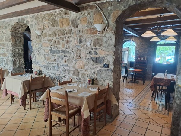 negozio in vendita a Ventimiglia in zona Trucco