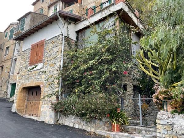 casa indipendente in vendita a Ventimiglia in zona Grimaldi