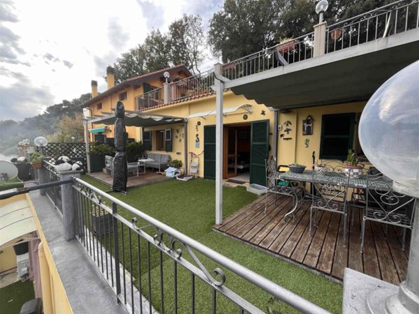 casa indipendente in vendita a Ventimiglia