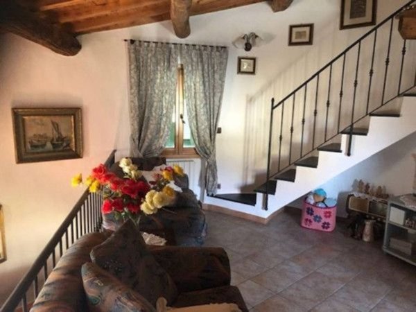 casa indipendente in vendita a Ventimiglia