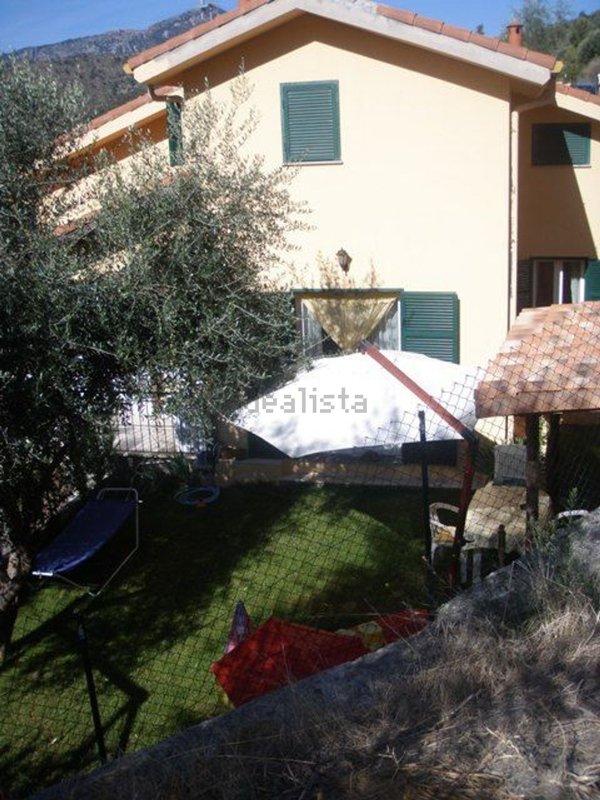 casa indipendente in vendita a Ventimiglia