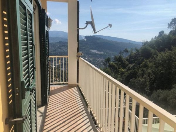 casa indipendente in vendita a Ventimiglia
