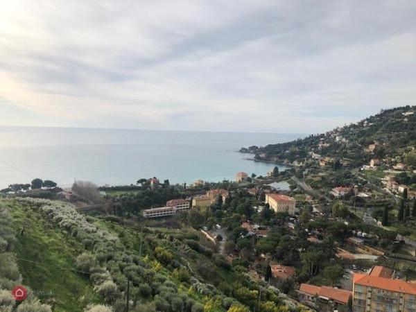 casa indipendente in vendita a Ventimiglia