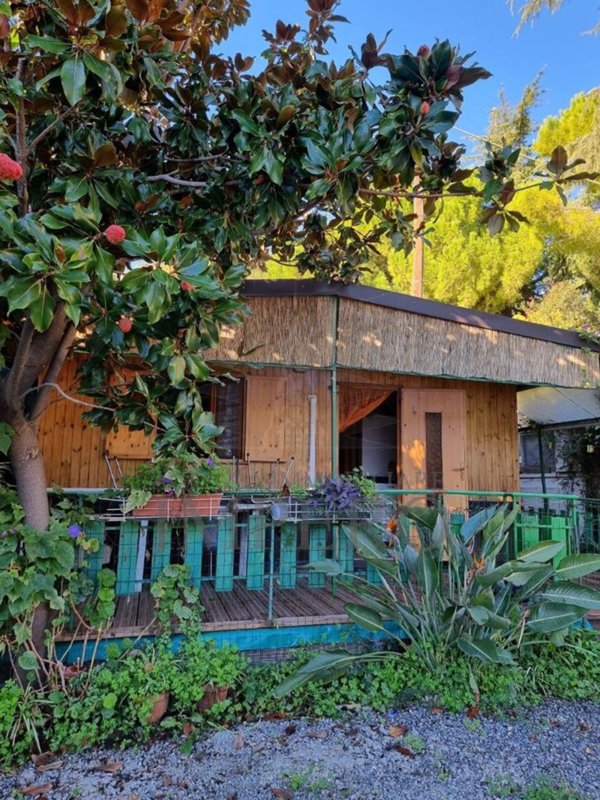 casa indipendente in vendita a Ventimiglia in zona Latte