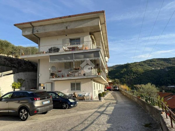 appartamento in vendita a Ventimiglia in zona Varase