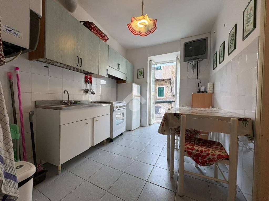appartamento in vendita a Ventimiglia in zona Calvo