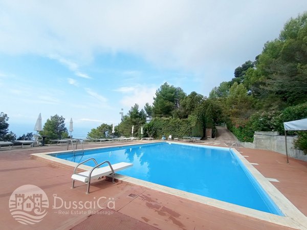 appartamento in vendita a Ventimiglia in zona Mortola Superiore